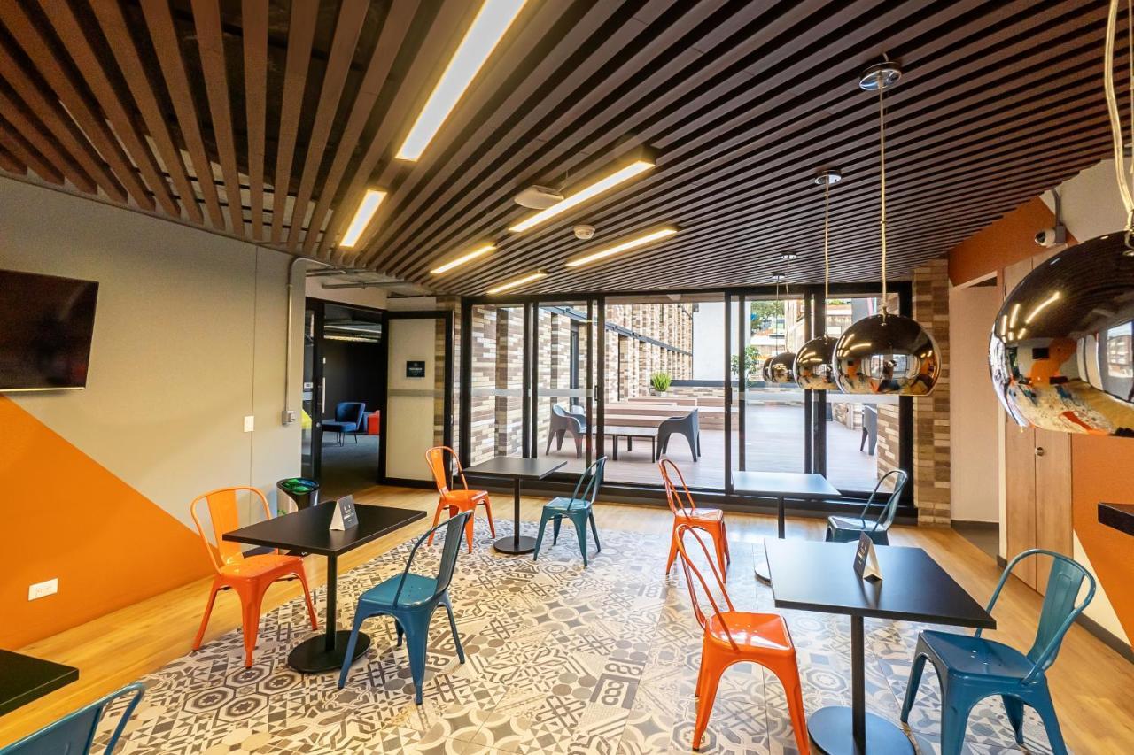 Centralx 21 Bogota Bagian luar foto